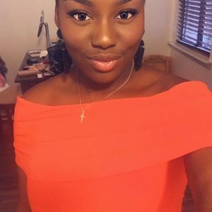 Meet your Posher, Suzanne